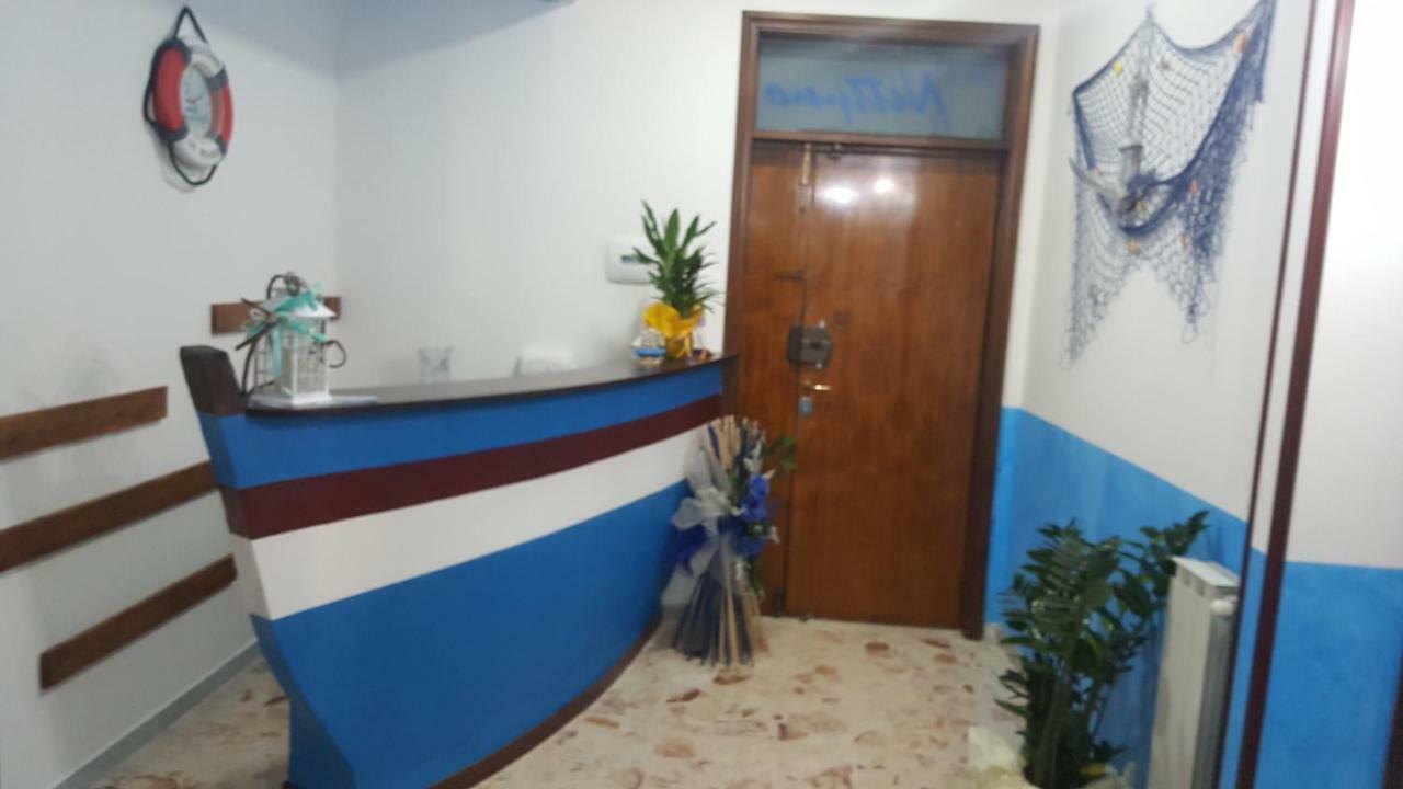 B&B Nettuno Messina Bagian luar foto